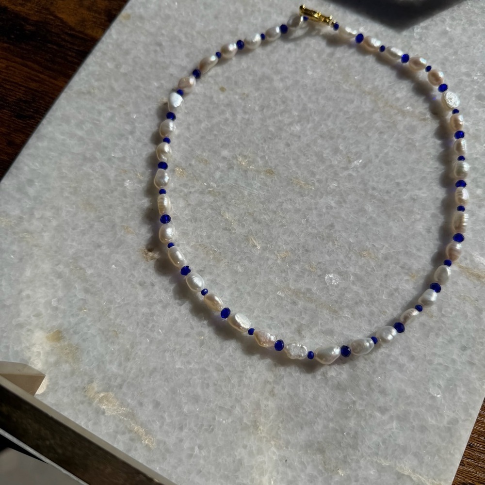 Freshwater Pearl & Blue Crystal Beaded Necklace - Picture 3 of 5